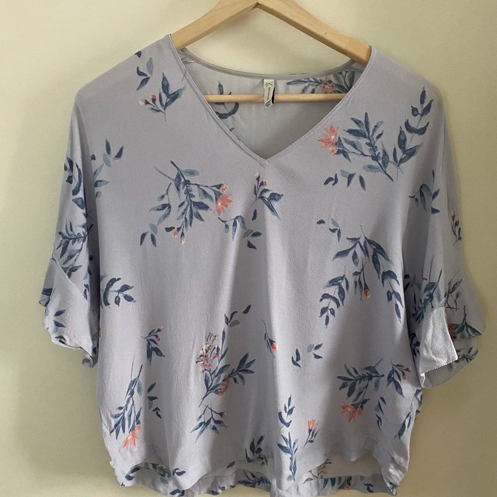 Gentle Fawn Floral V-Neck Blouse